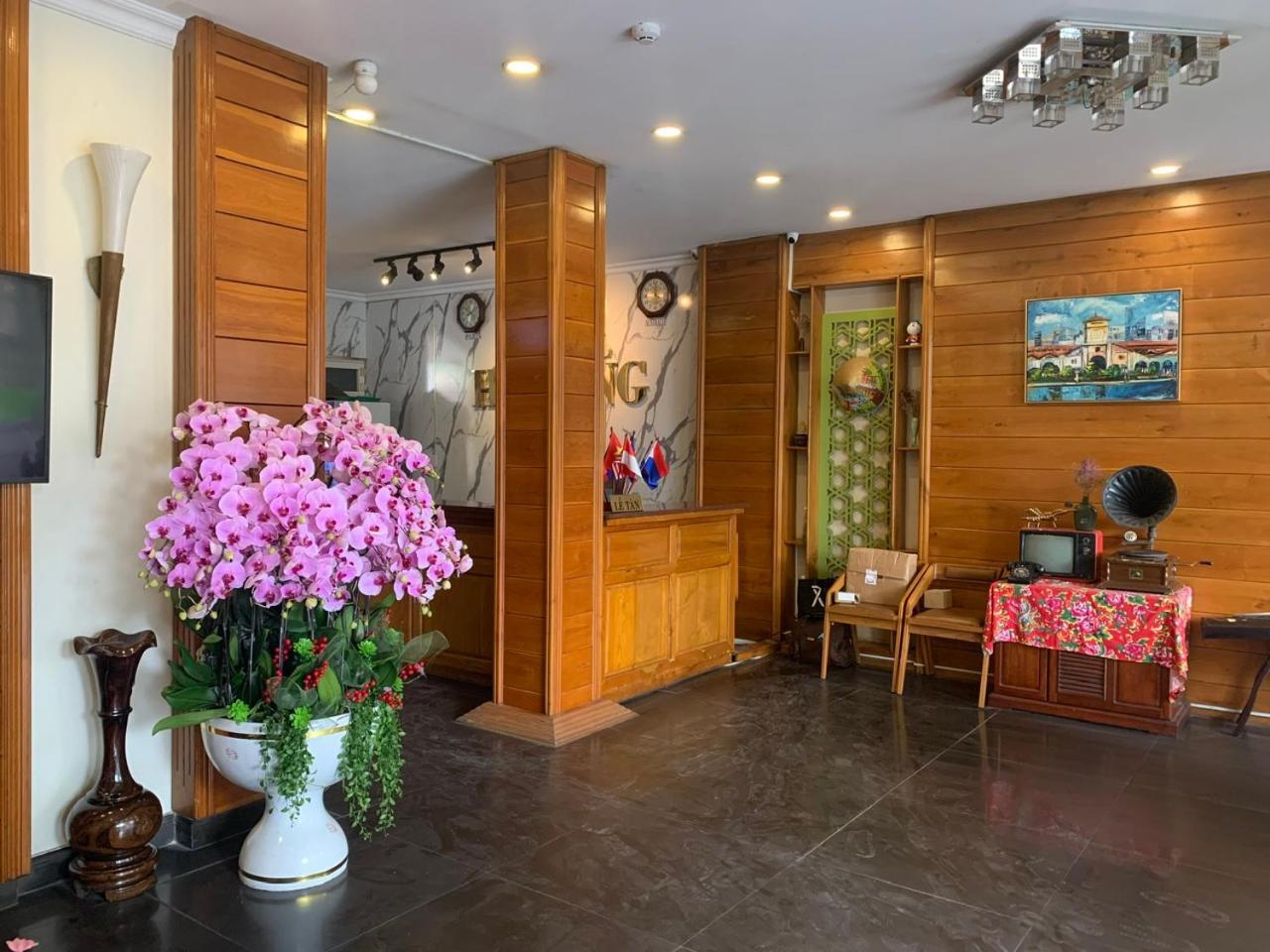 Ha Long Hotel Ho Chi Minh City Exterior photo