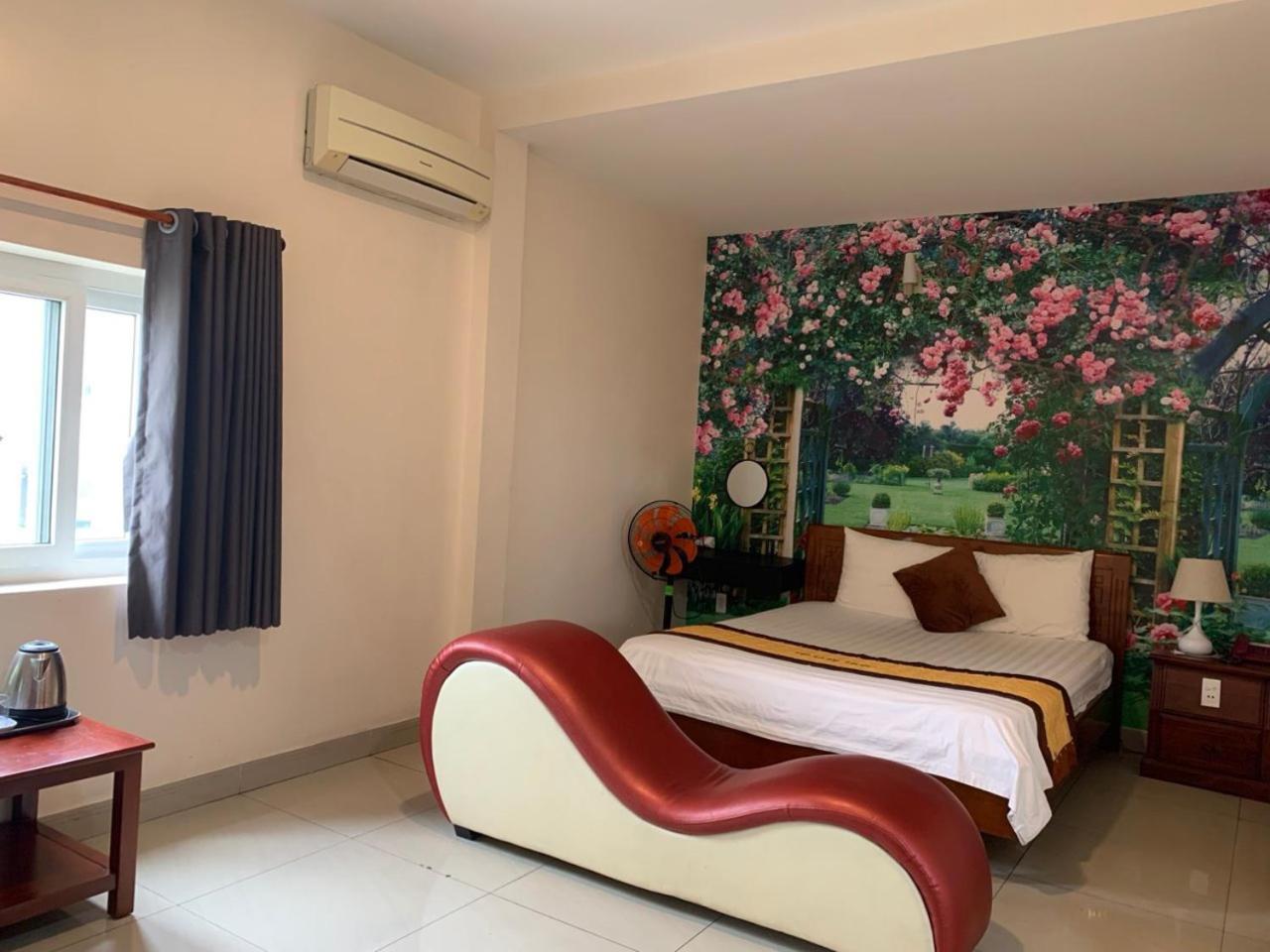 Ha Long Hotel Ho Chi Minh City Exterior photo